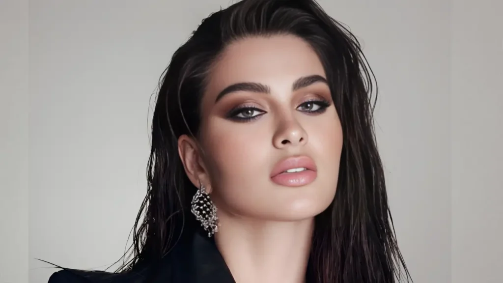 The World’s Top 10 Most Enchanting Muslim Women